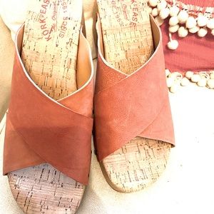Kork-ease Tatum clog size 9